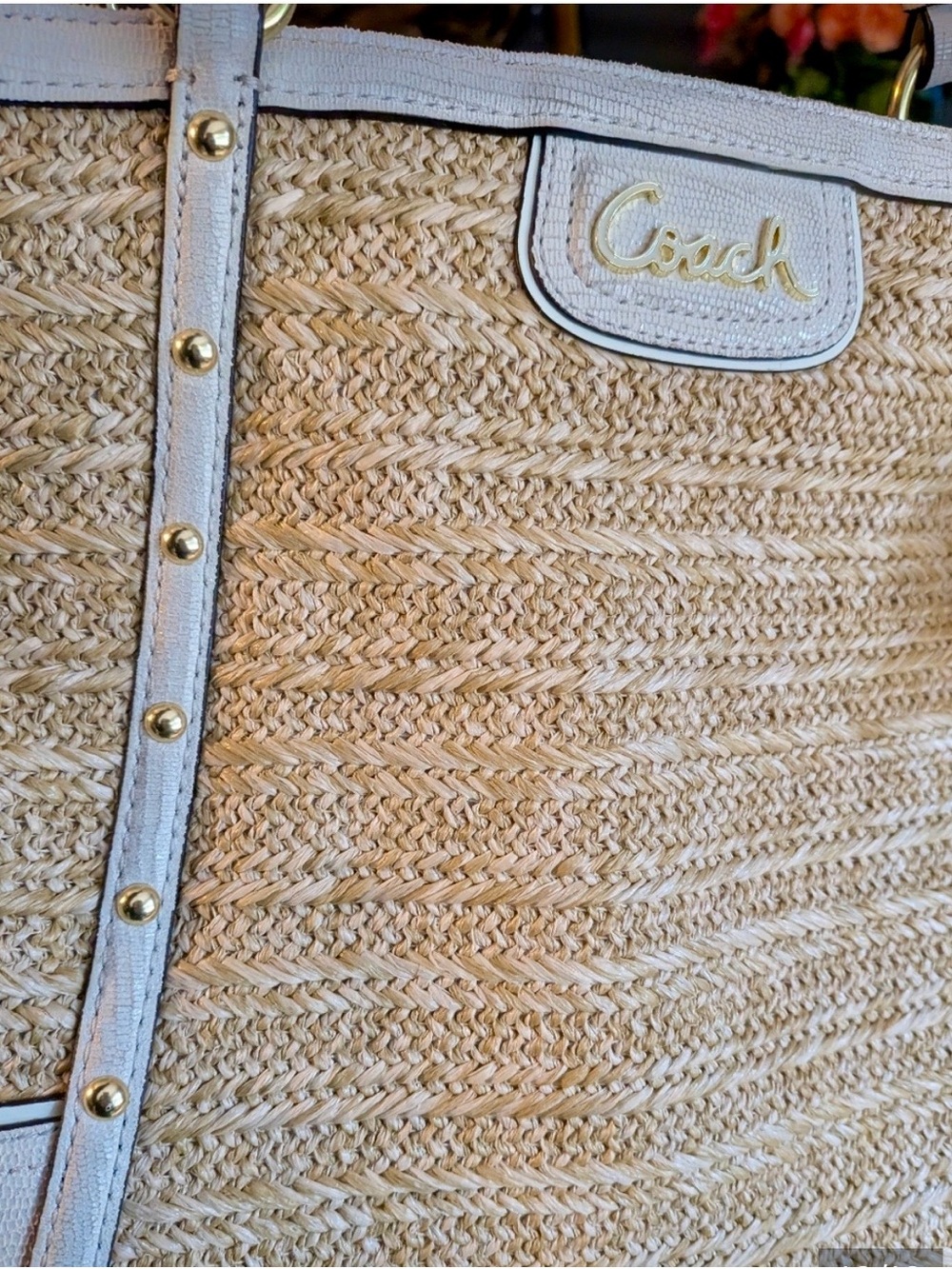 Coach Alex Straw Tote in
Natural/Parchment - Rare Style w/ Charm & Hang Tag EUC - Picture 9 of 9